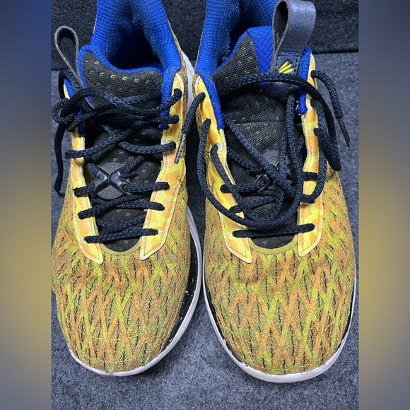 Under Armour Steph Curry 10 Yellow Bang 3026272-700 M-10.5 W-12 - Picture 4 of 11